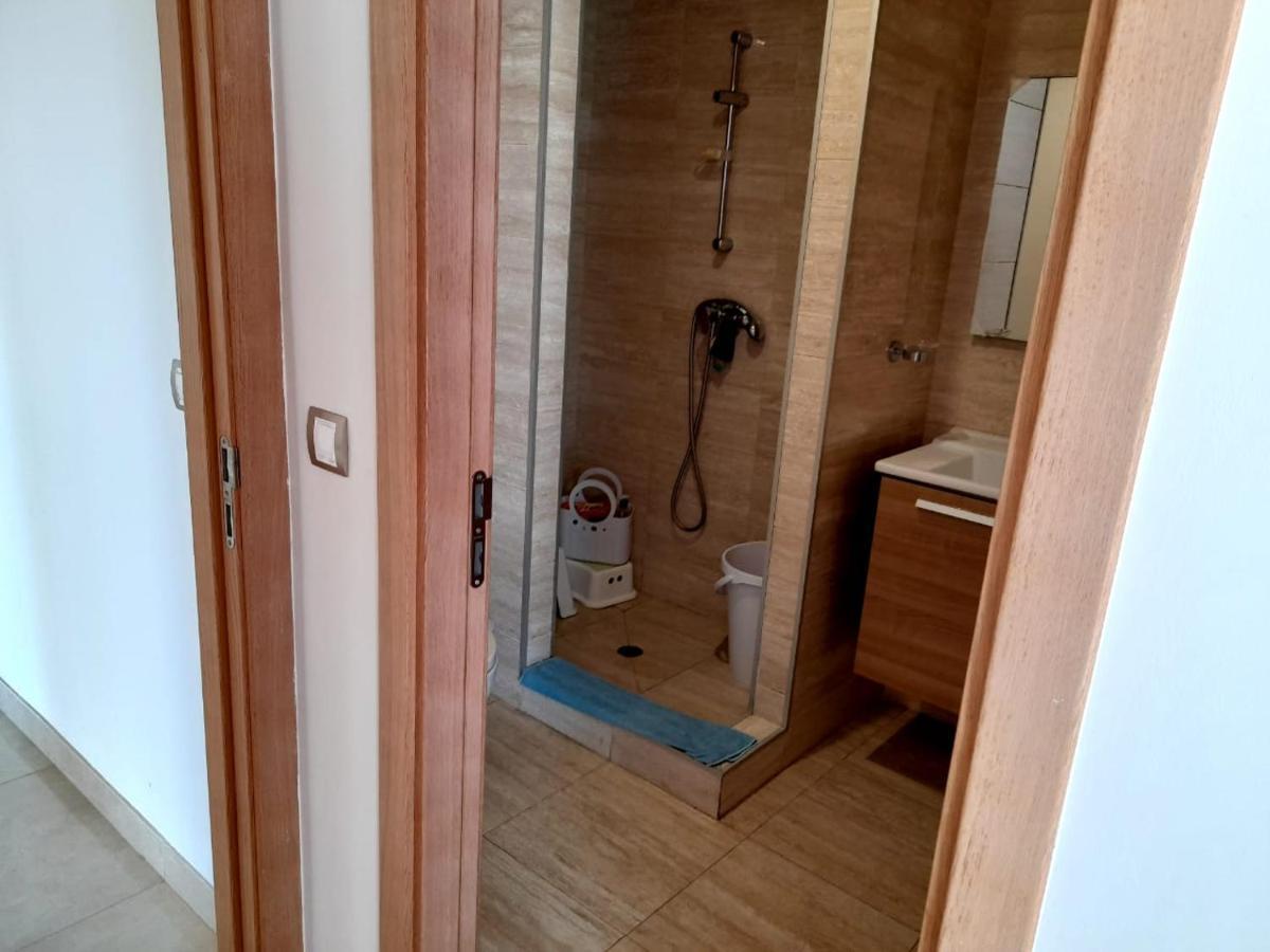 Vus Sur Mer Et Piscine 塞尔 外观 照片
